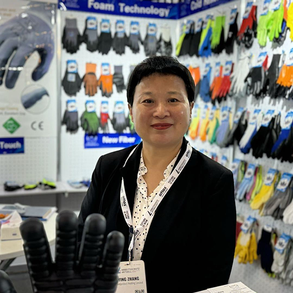 Ella Zhang